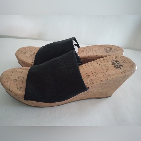 Sandals/ faded glory - Picture 2 of 7